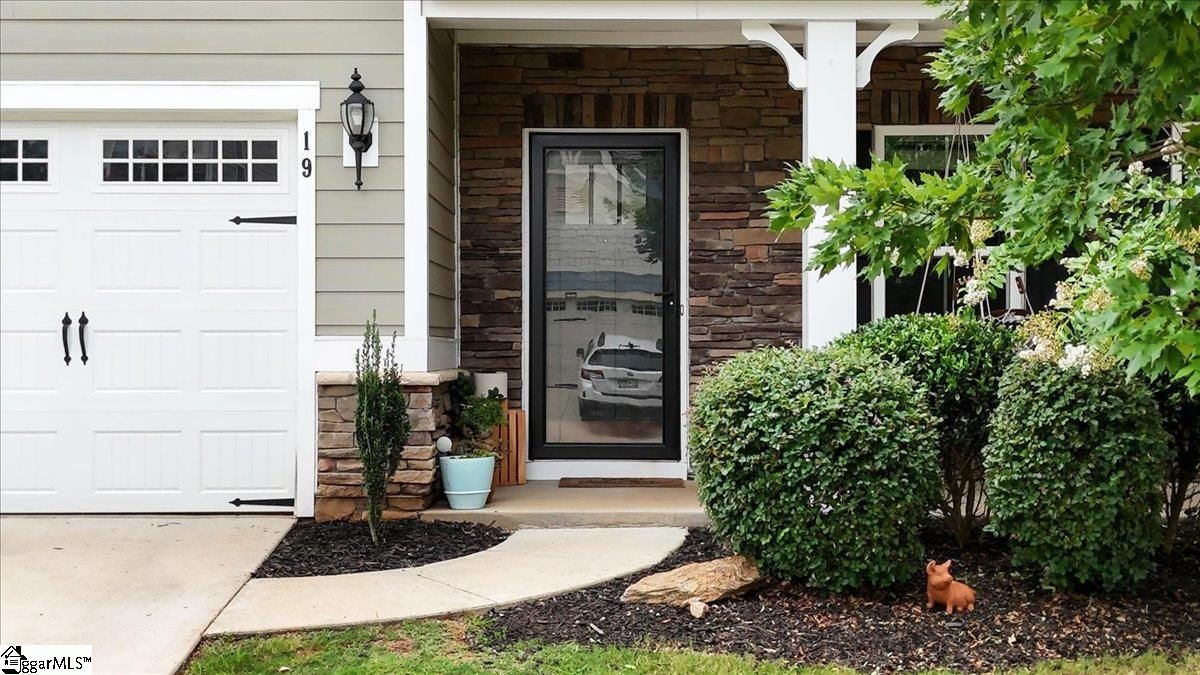 Property image 2 at 19 Dauphine Way, Greer, SC 29650