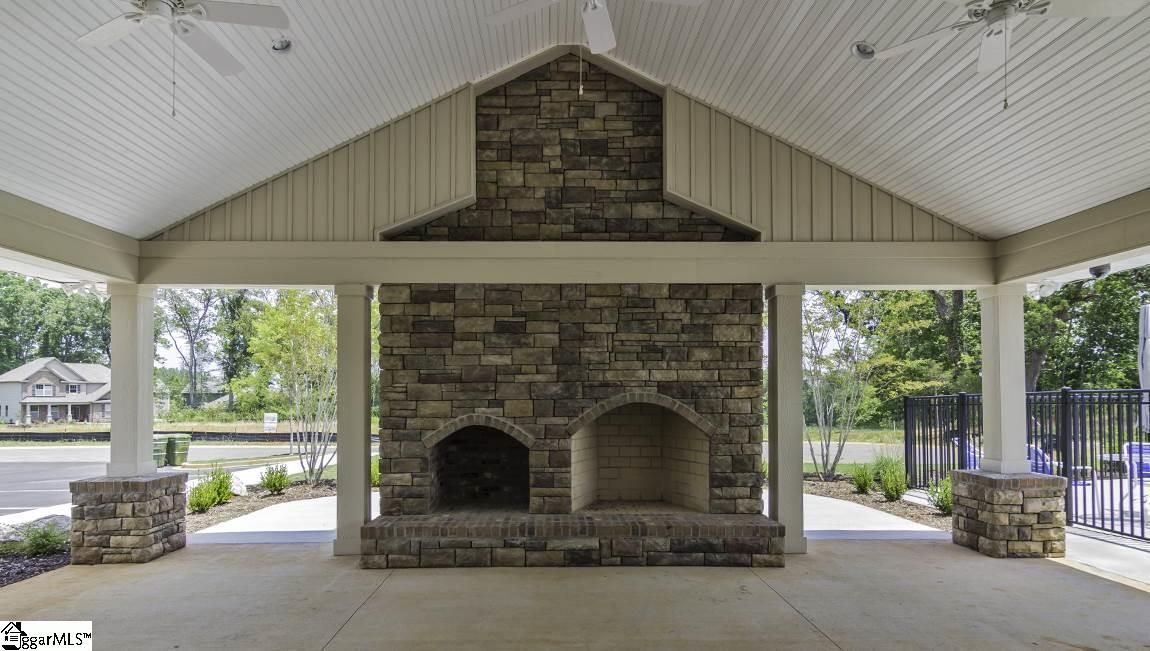 Property image 4 at 673 Diamond Ridge Way, Duncan, SC 29334