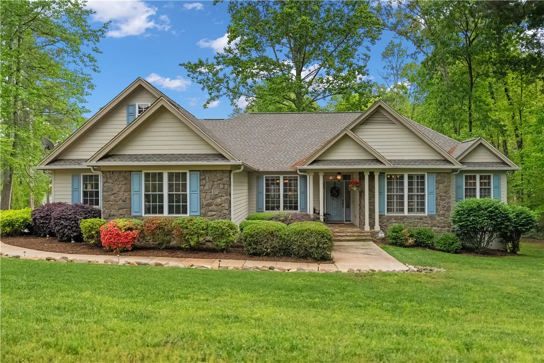 Property image 1 at 700 Island Pine Drive, Seneca, SC 29672