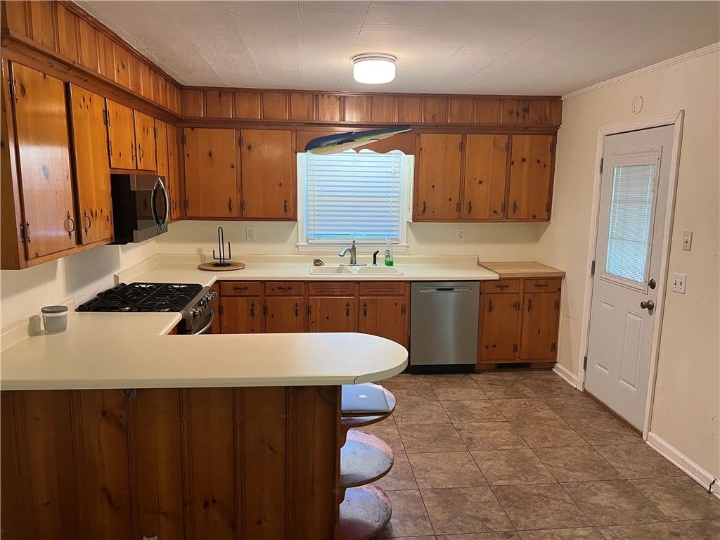 Property image 3 at 2016 Corinth Drive, Seneca, SC 29672