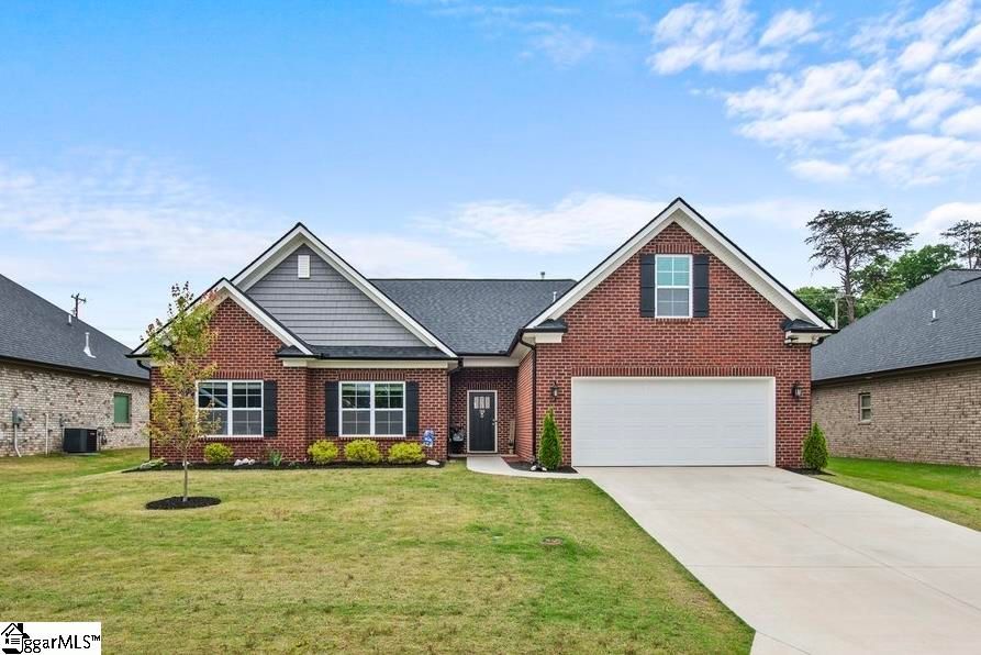 Main image of property at 104 Silverlimb Lane, Taylors, SC 29687
