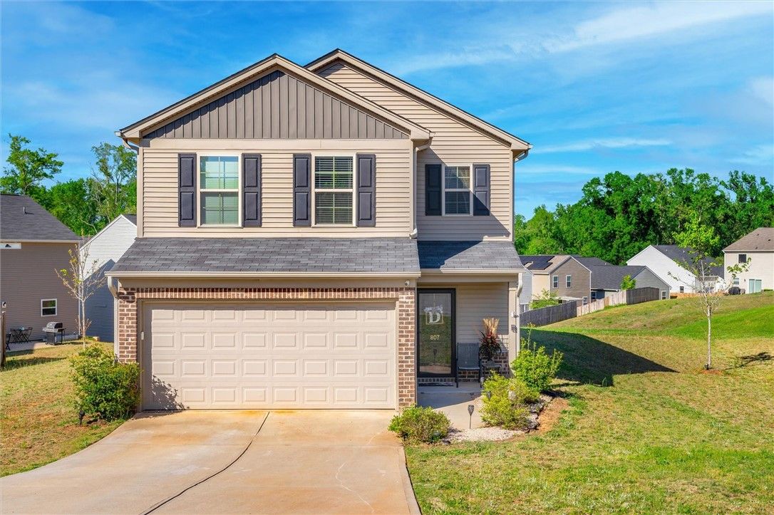 Main image of property at 807 Millsgrove Court, Boiling Springs, SC 29316