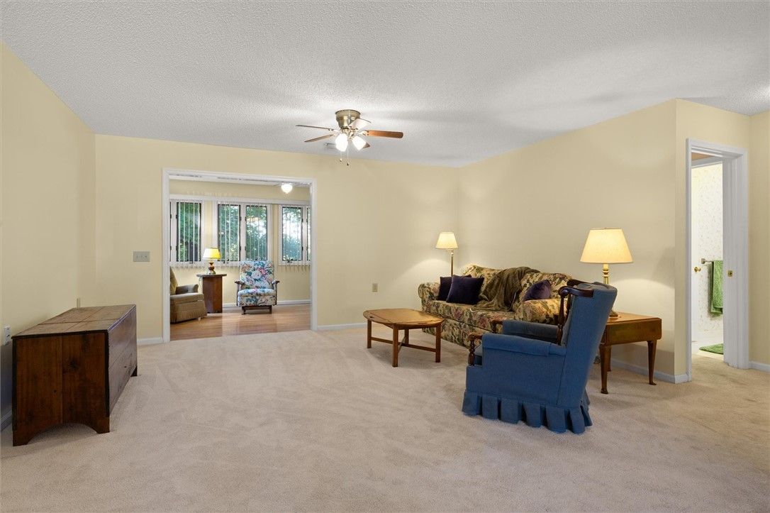 Property image 4 at 5 Hillview Drive, Greenville, SC 29615