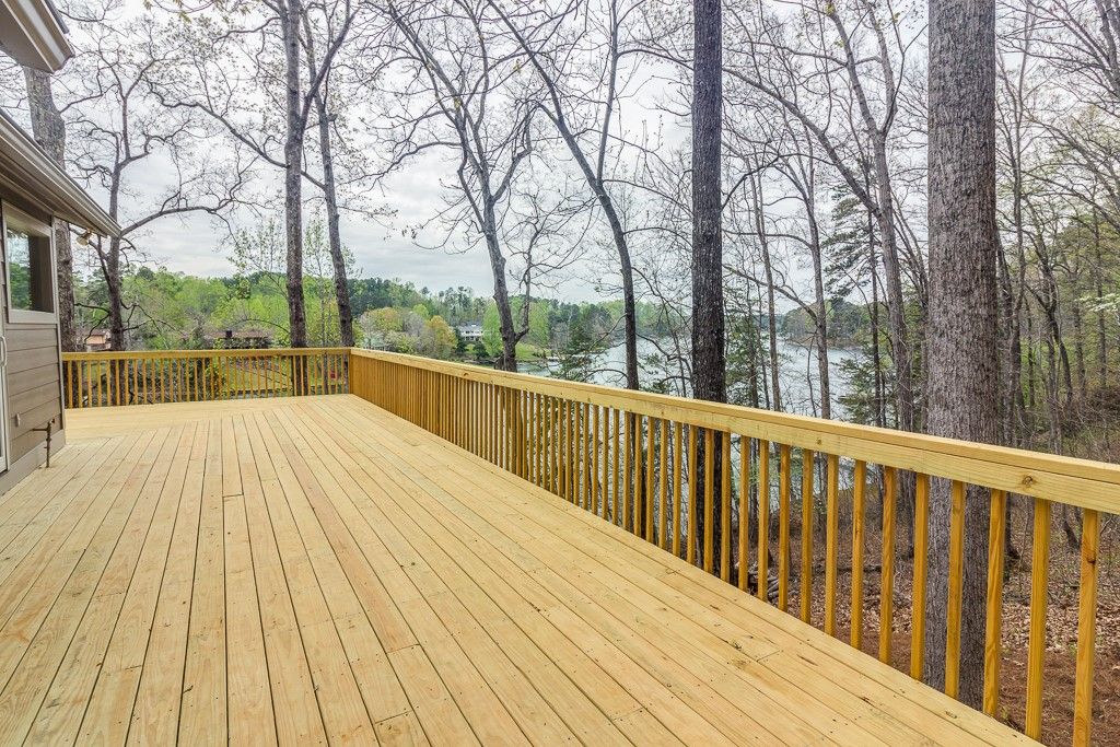 Property image 5 at 303 Harbor Drive, Seneca, SC 29672