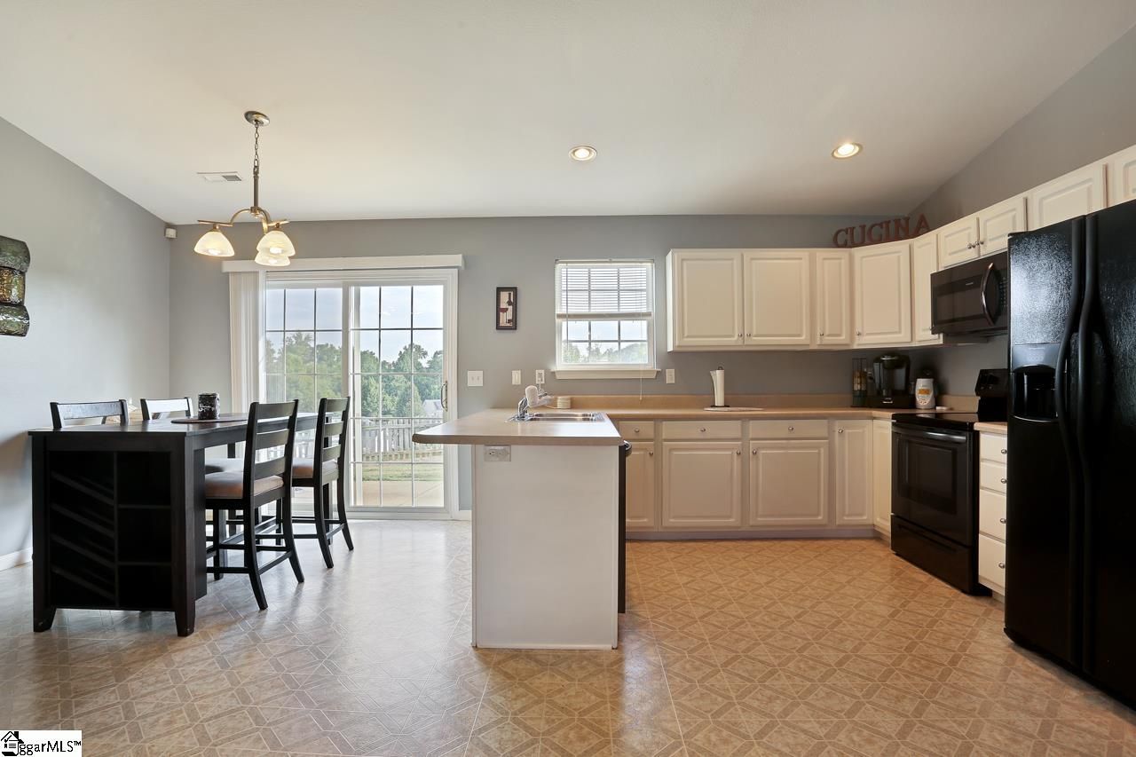 Property image 5 at 4 Novatak Court, Greenville, SC 29605