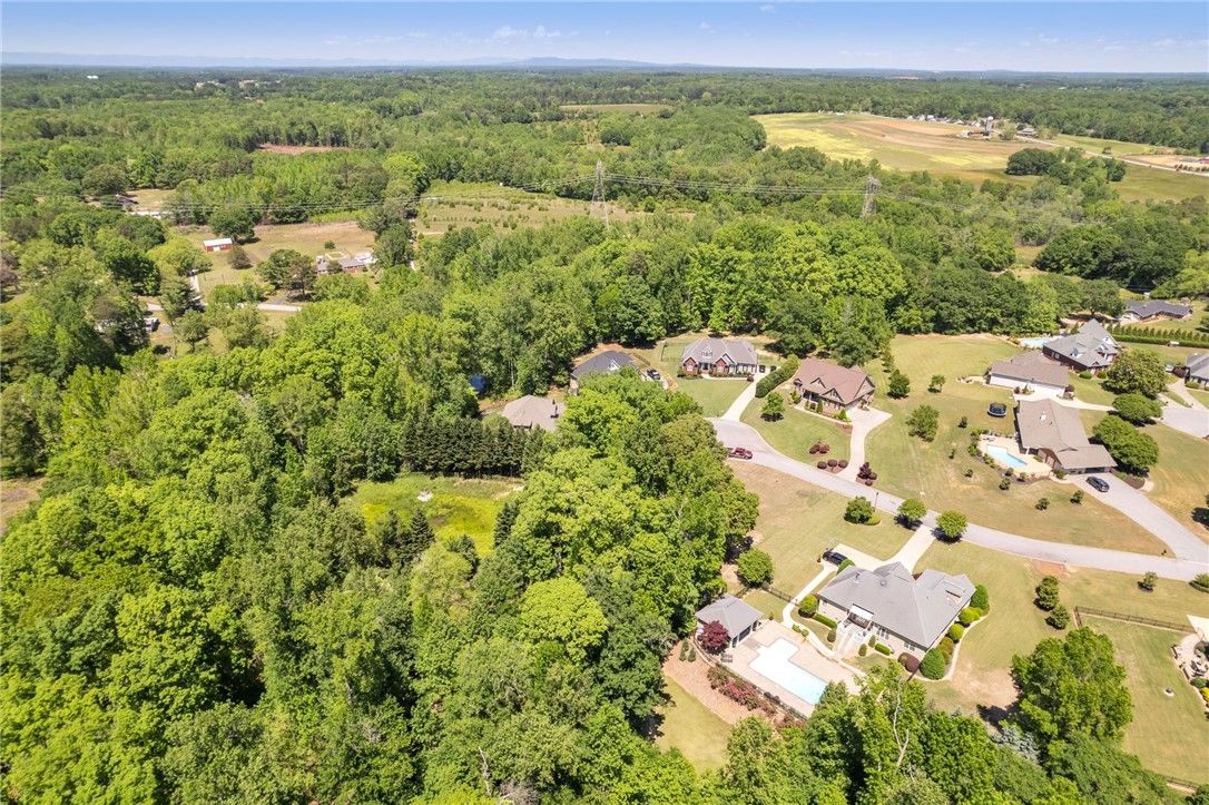 Property image 5 at 109 Muscadine Lane, Piedmont, SC 29673