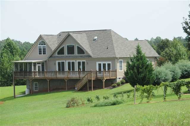 Property image 2 at 409 Home Stretch Drive, Seneca, SC 29672