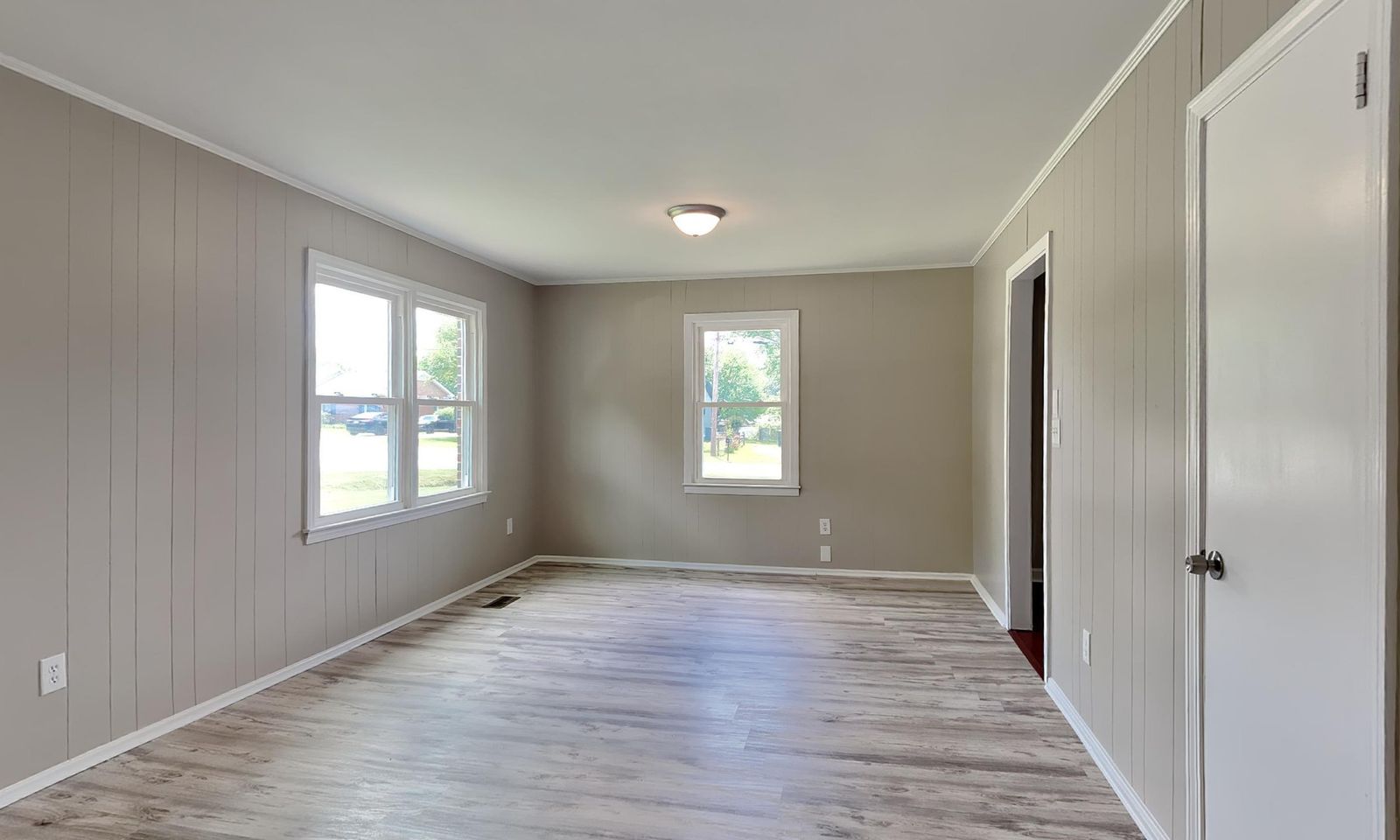 Property image 4 at 407 Avon Drive, Taylors, SC 29687-3947