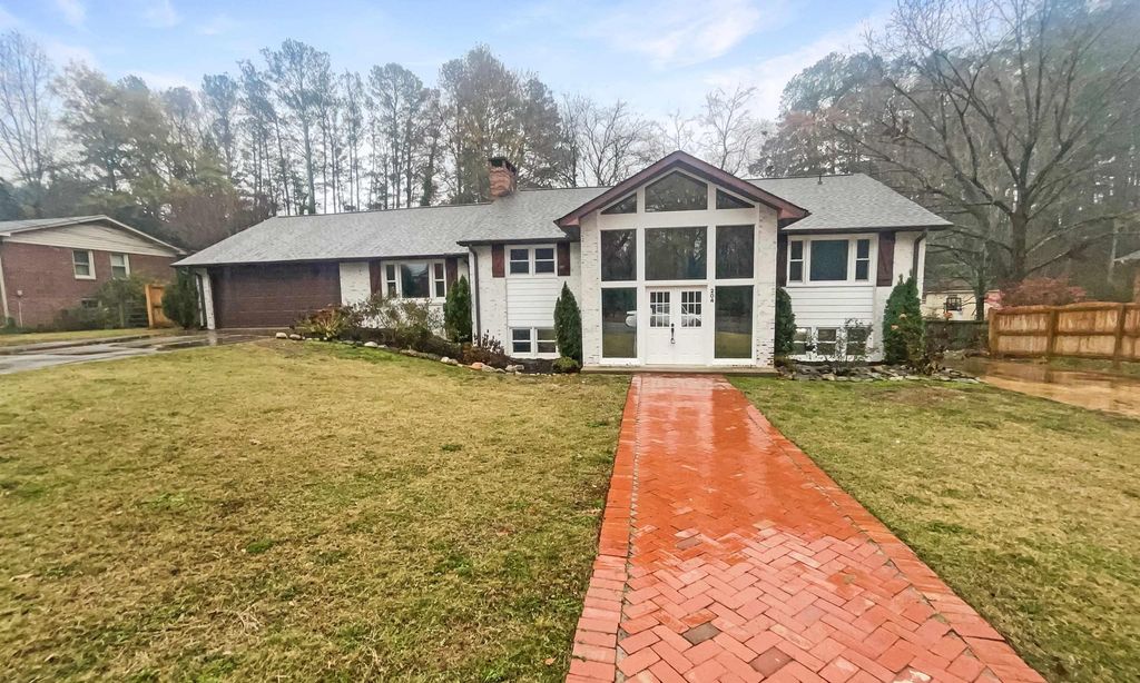 204 Robinall Drive