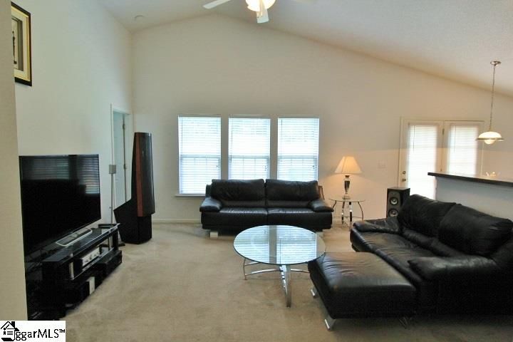 Property image 2 at 211 Montauk Drive, Greenville, SC 29607