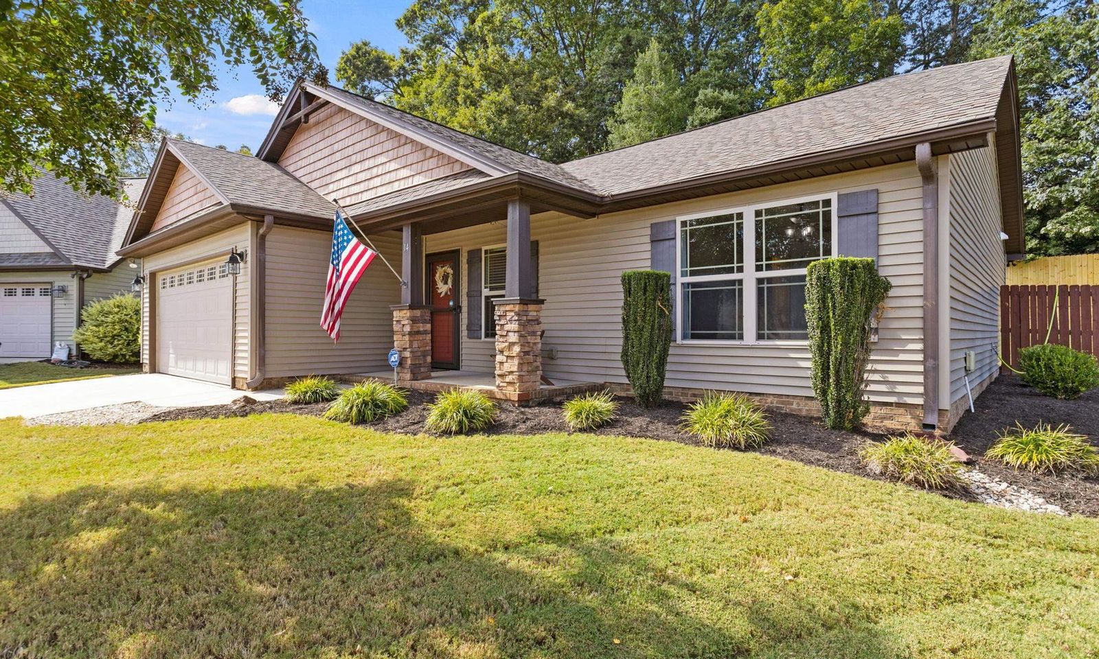 Property image 1 at 14 Redwolf Lane, Taylors, SC 29687