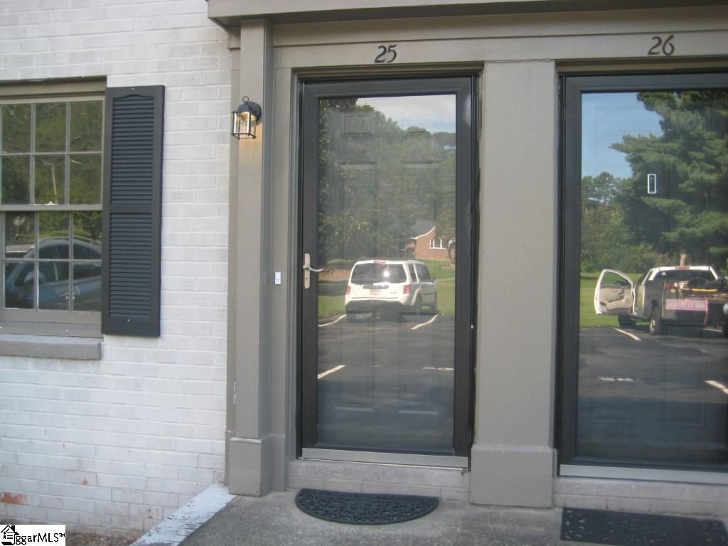 Property image 2 at 5003 Edwards Road, Taylors, SC 29687
