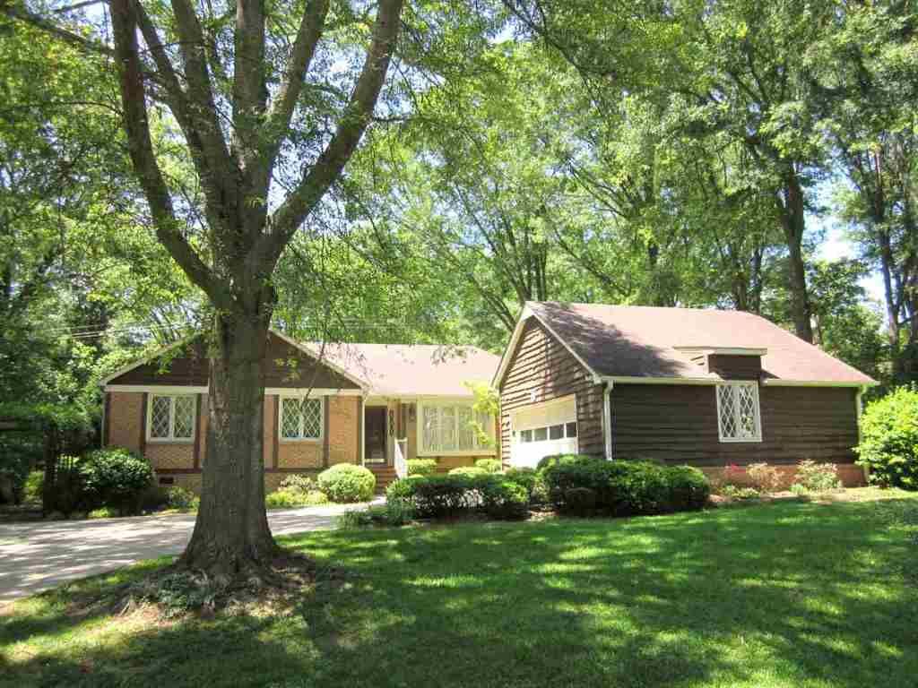 Main image of property at 1405 Pioneer Drive, Anderson, SC 29621