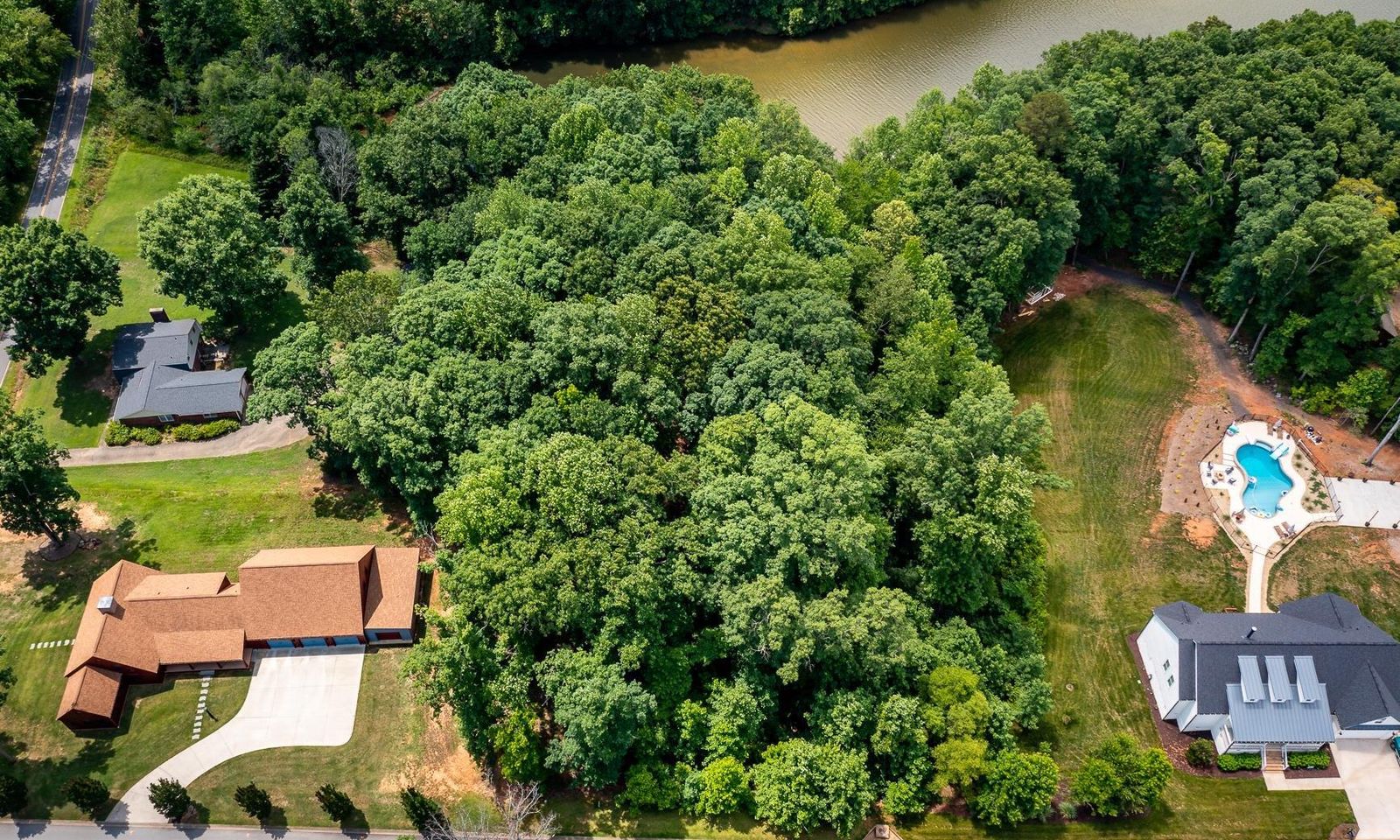 Property image 2 at 25 Blue Gill Drive, Greer, SC 29651