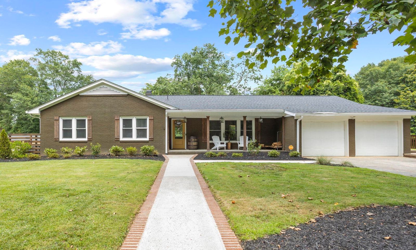 Main image of property at 302 N B Street, Easley, SC 29640