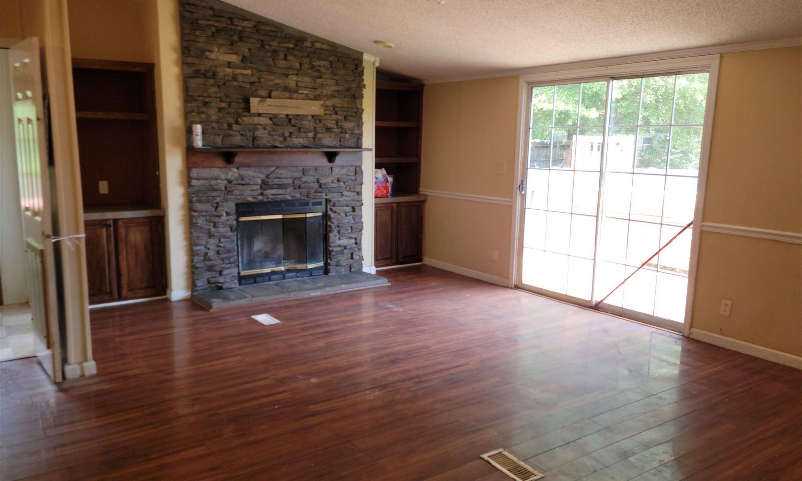 Property image 3 at 106 Evert Court, Piedmont, SC 29673