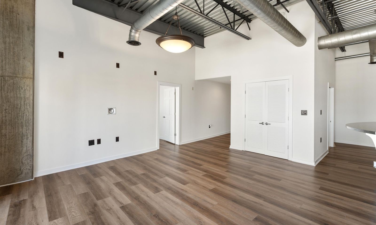 Property image 4 at 927 South  Main Street, Greenville, SC 29601