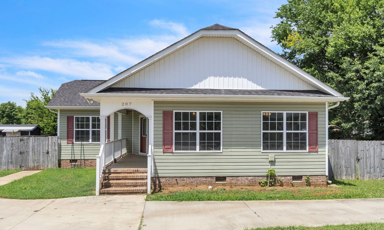 Main image of property at 207 Old Paris Mountain Road, Greenville, SC 29609-4518