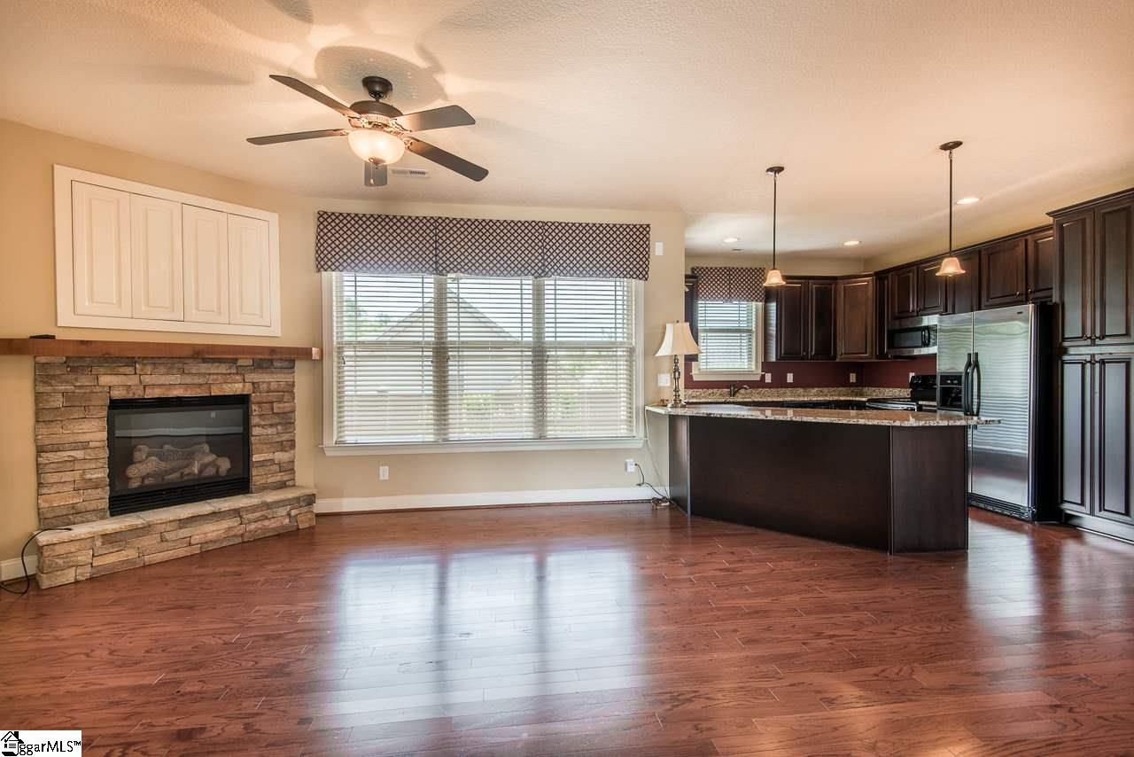 Property image 3 at 120 Runamo Way, Taylors, SC 29687
