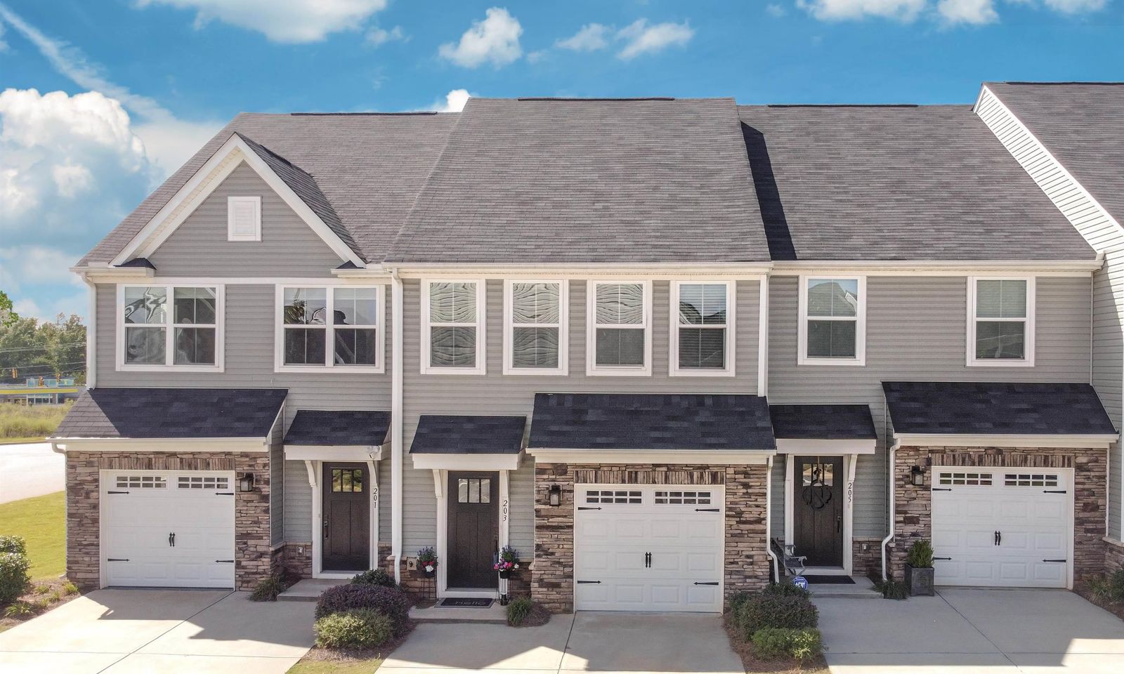 Main image of property at 203 Clearwood Drive, Simpsonville, SC 29681