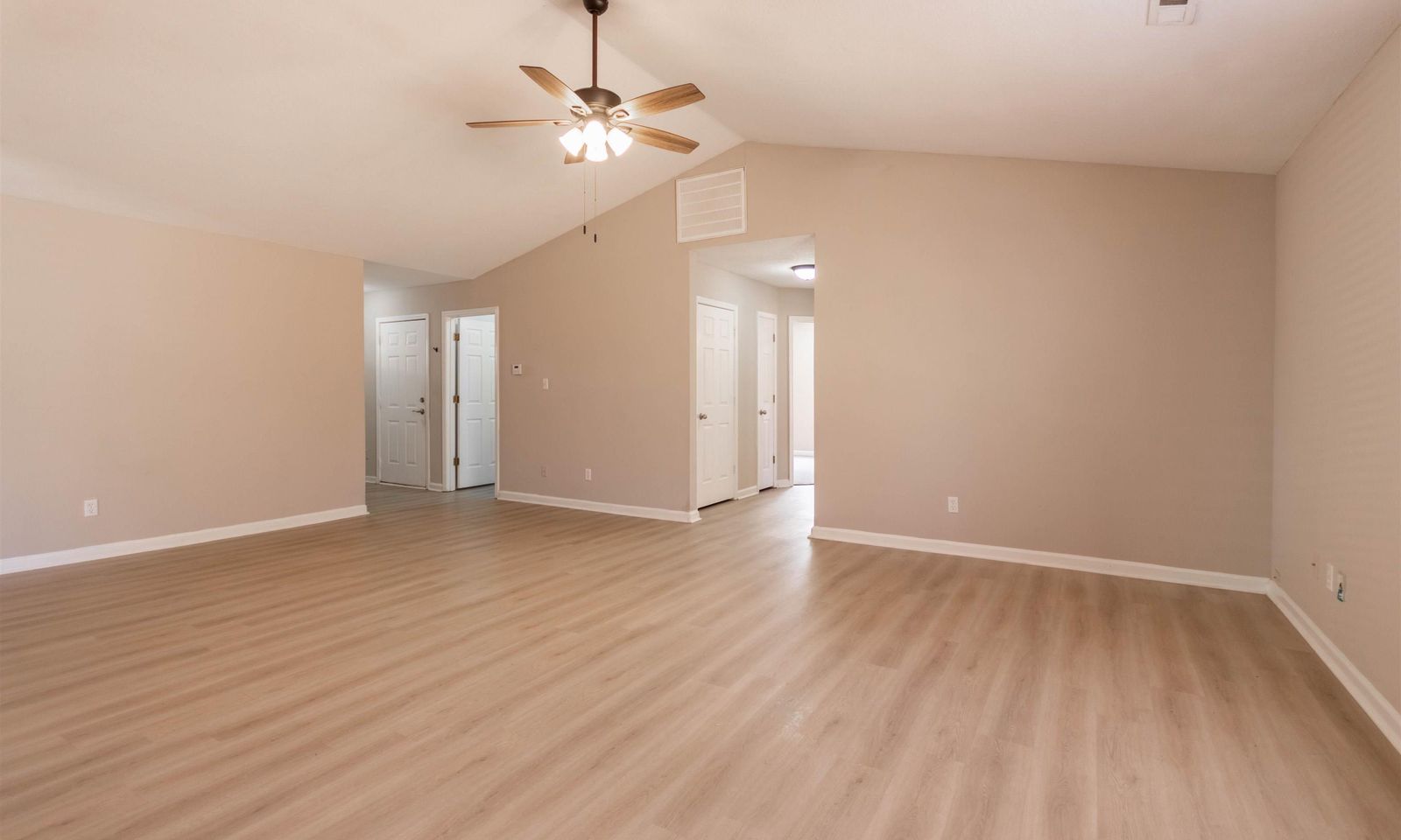 Property image 4 at 151 STOCKBRIDGE Drive, Spartanburg, SC 29301