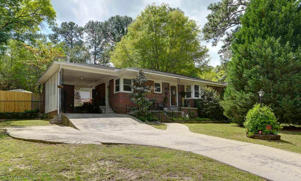 4516 Oakwood Drive