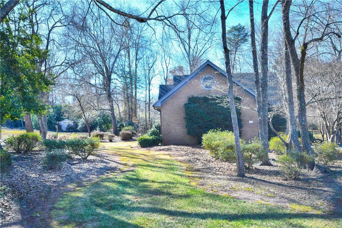 Property image 2 at 409 Haverhill Circle, Easley, SC 29642