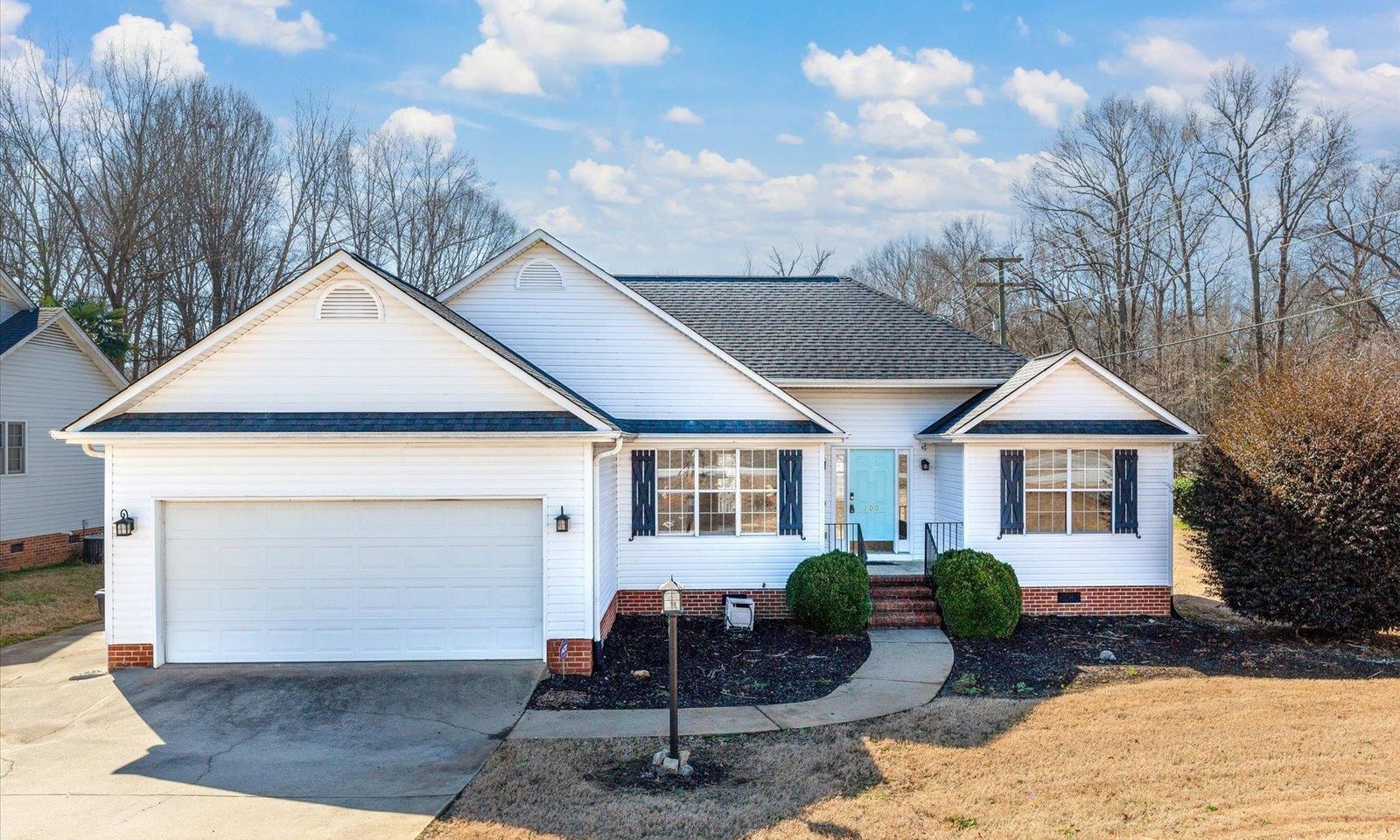 Property image 1 at 100 Brown Lane, Simpsonville, SC 29681