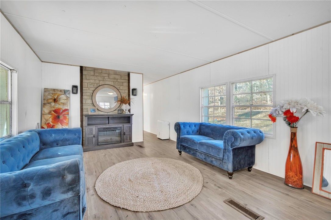 Property image 3 at 32 Chauvin Court, Lavonia, GA 30553