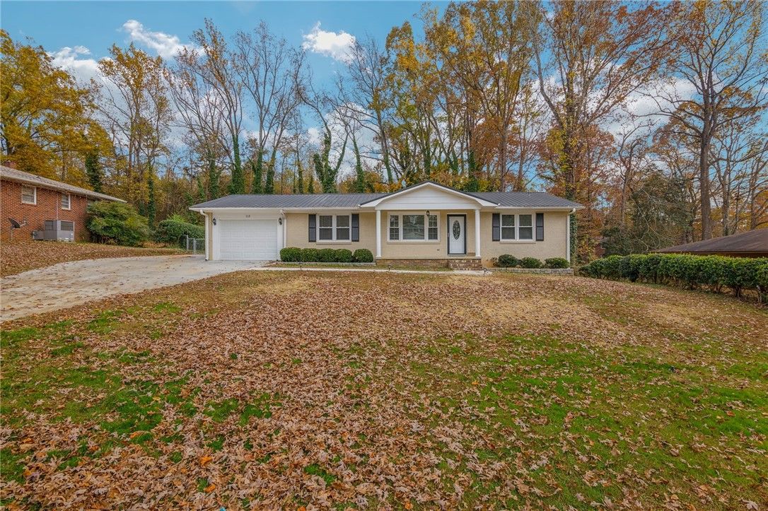 Property image 4 at 113 Elizabeth Drive, Piedmont, SC 29673