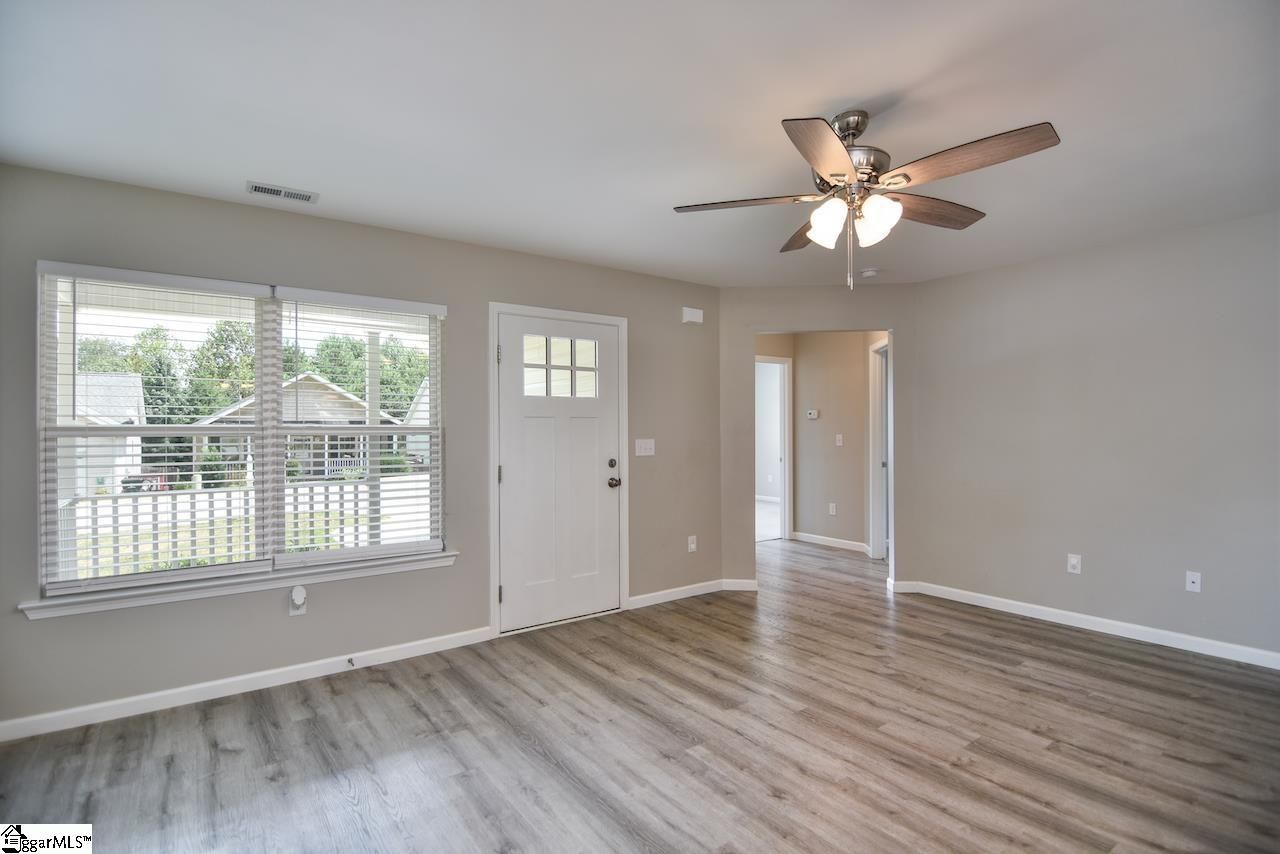 Property image 5 at 141 Cosmos Lane, Greer, SC 29651