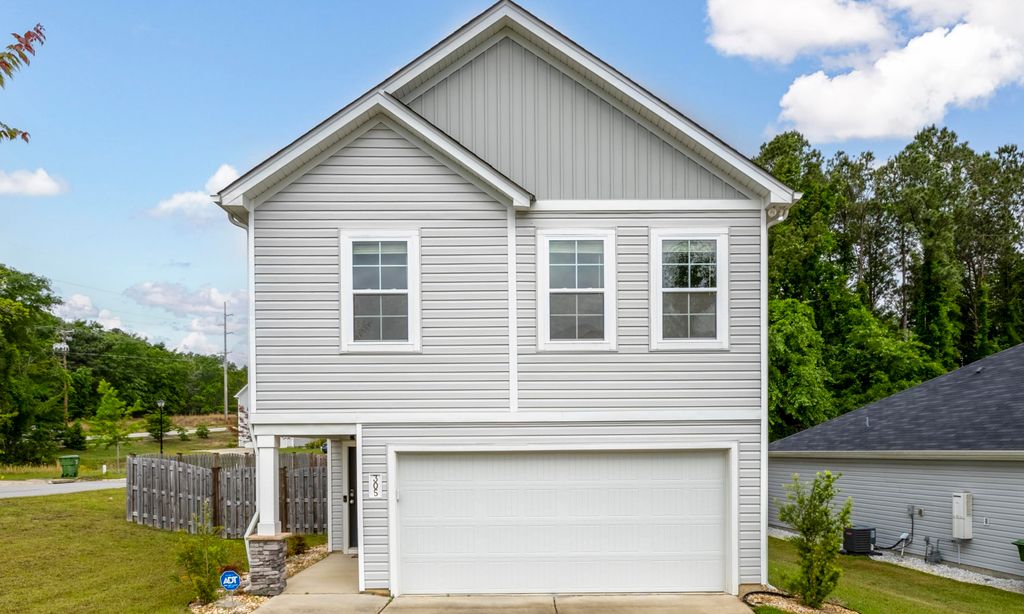 305 Liliana Drive
