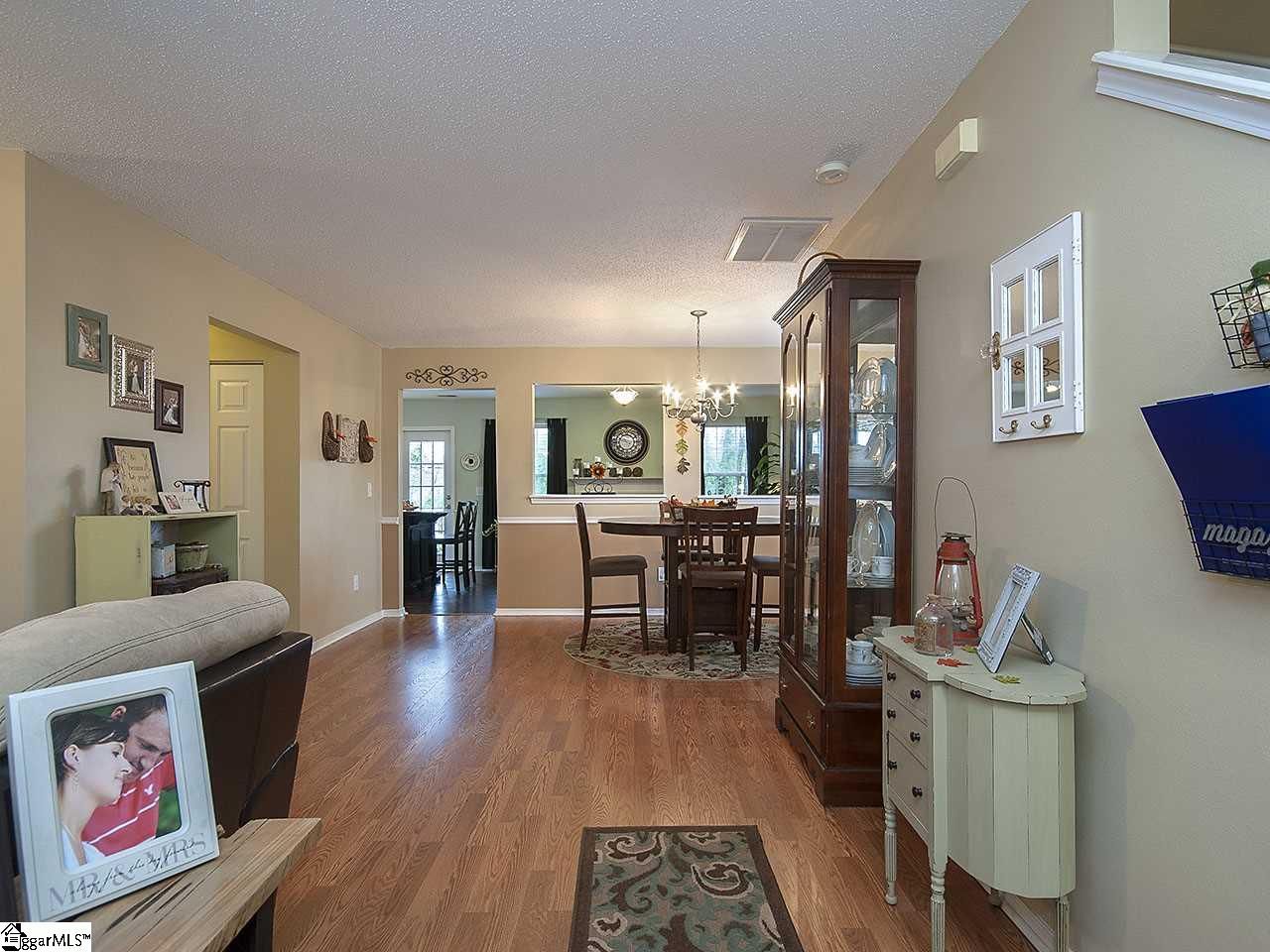 Property image 4 at 25 Willow Bend Drive, Taylors, SC 29687