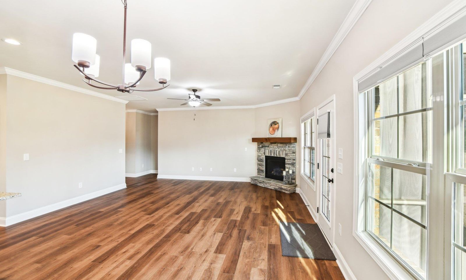 Property image 5 at 122 Silverlimb Lane, Taylors, SC 29687