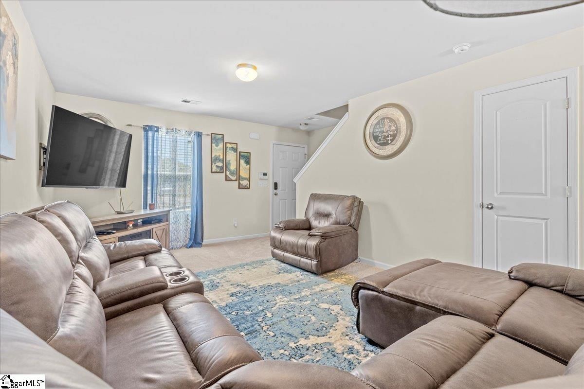 Property image 3 at 26 Jones Creek Circle, Greer, SC 29650
