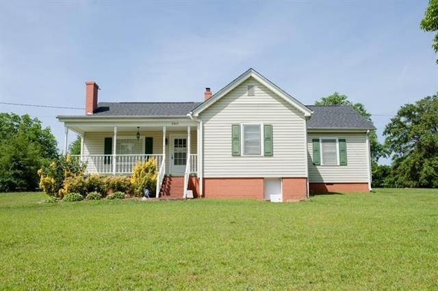 Property image 1 at 11 Matlock Circle, Greer, SC 29651