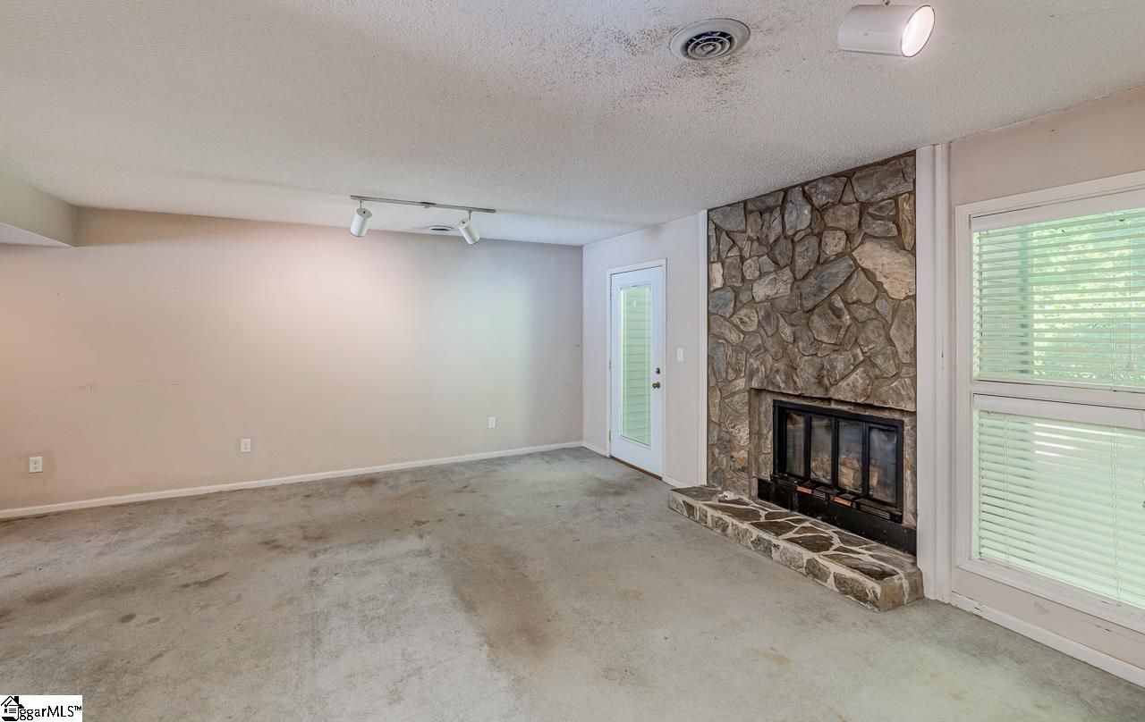 Property image 3 at 150 Stallings Road, Taylors, SC 29687