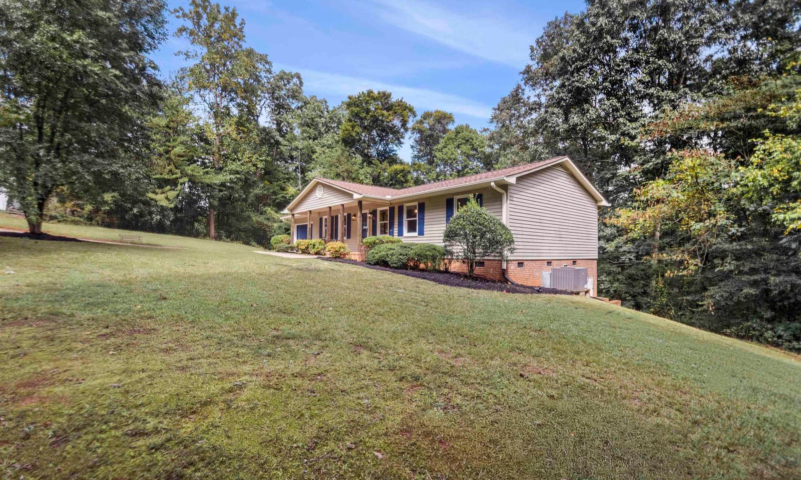 Property image 2 at 149 Pinetree Lane, Easley, SC 29642
