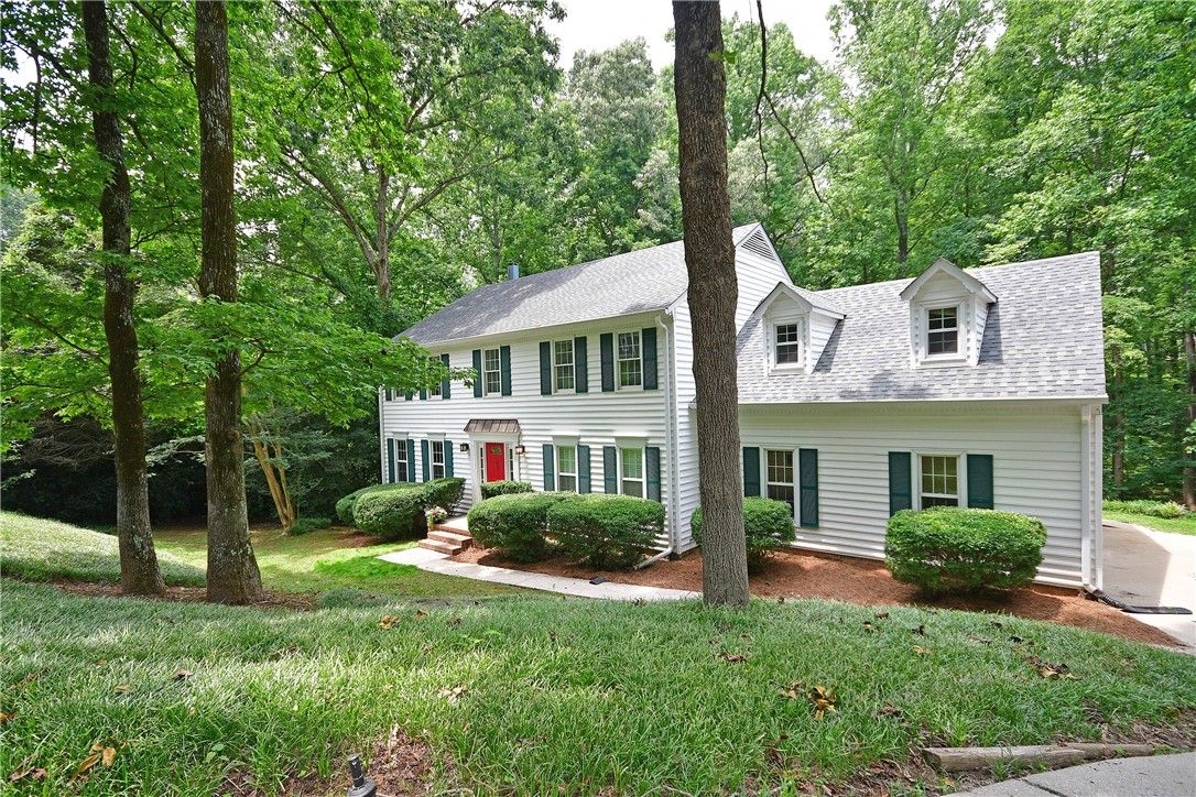 Property image 3 at 204 Old Forest Road, Easley, SC 29640