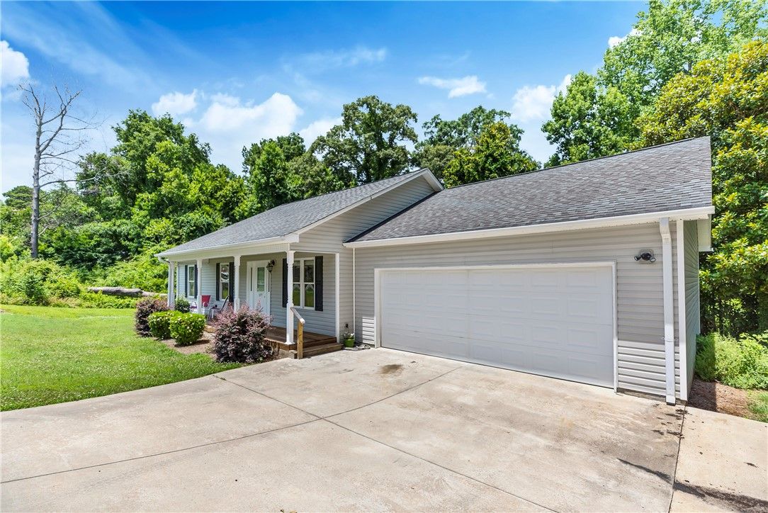 Property image 5 at 117 Norris Avenue, Easley, SC 29640