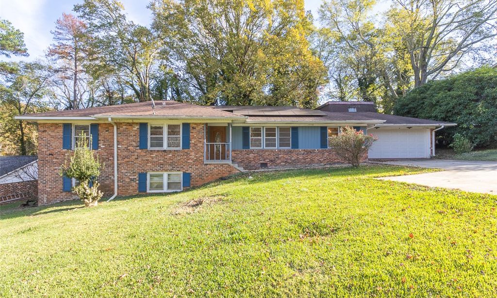 212 Forest Hill Drive