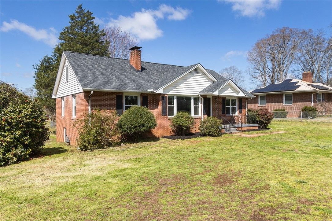Property image 3 at 3212 Howland Drive, Anderson, SC 29626