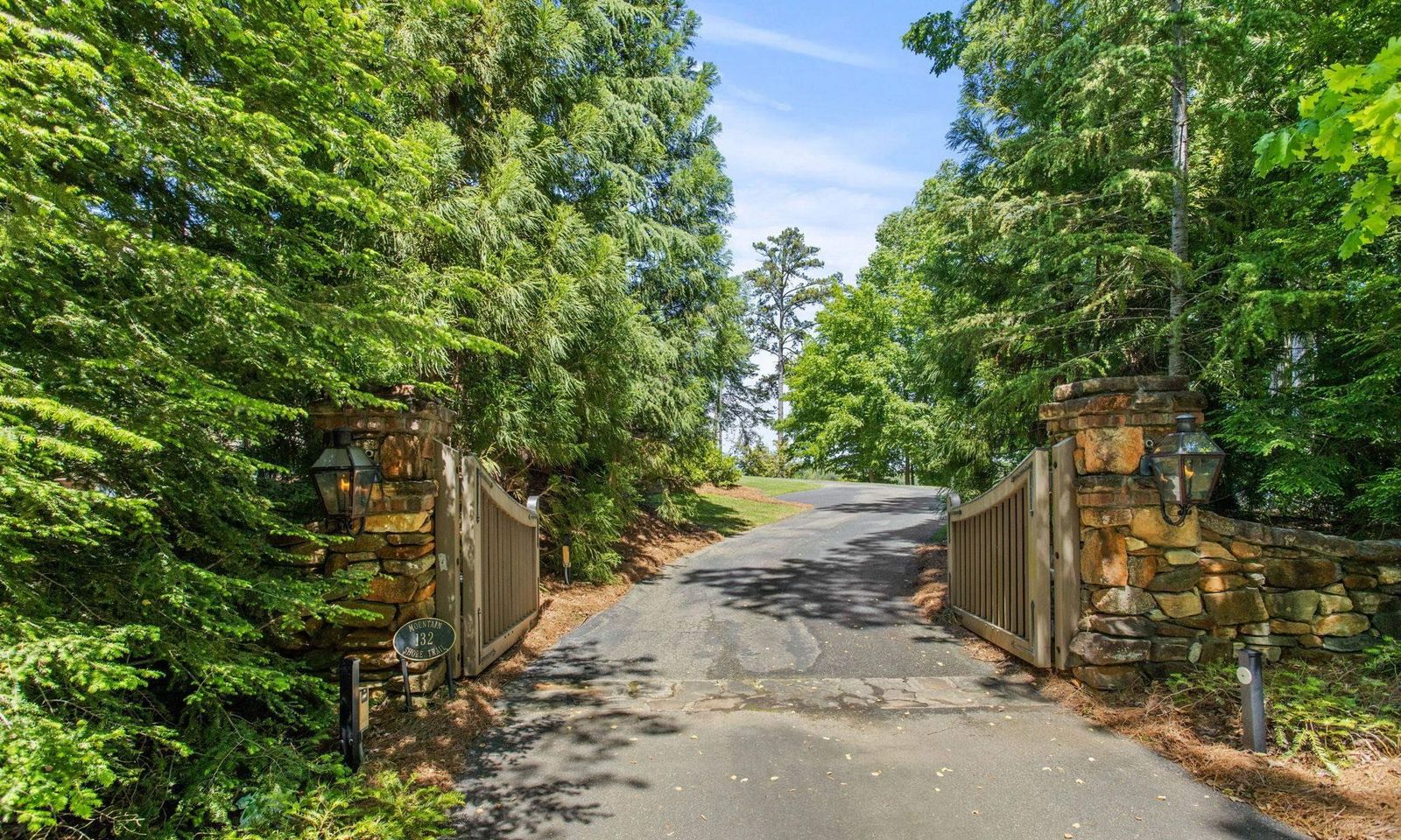 Property image 3 at 132 Mountain Shore, Six Mile, SC 29682