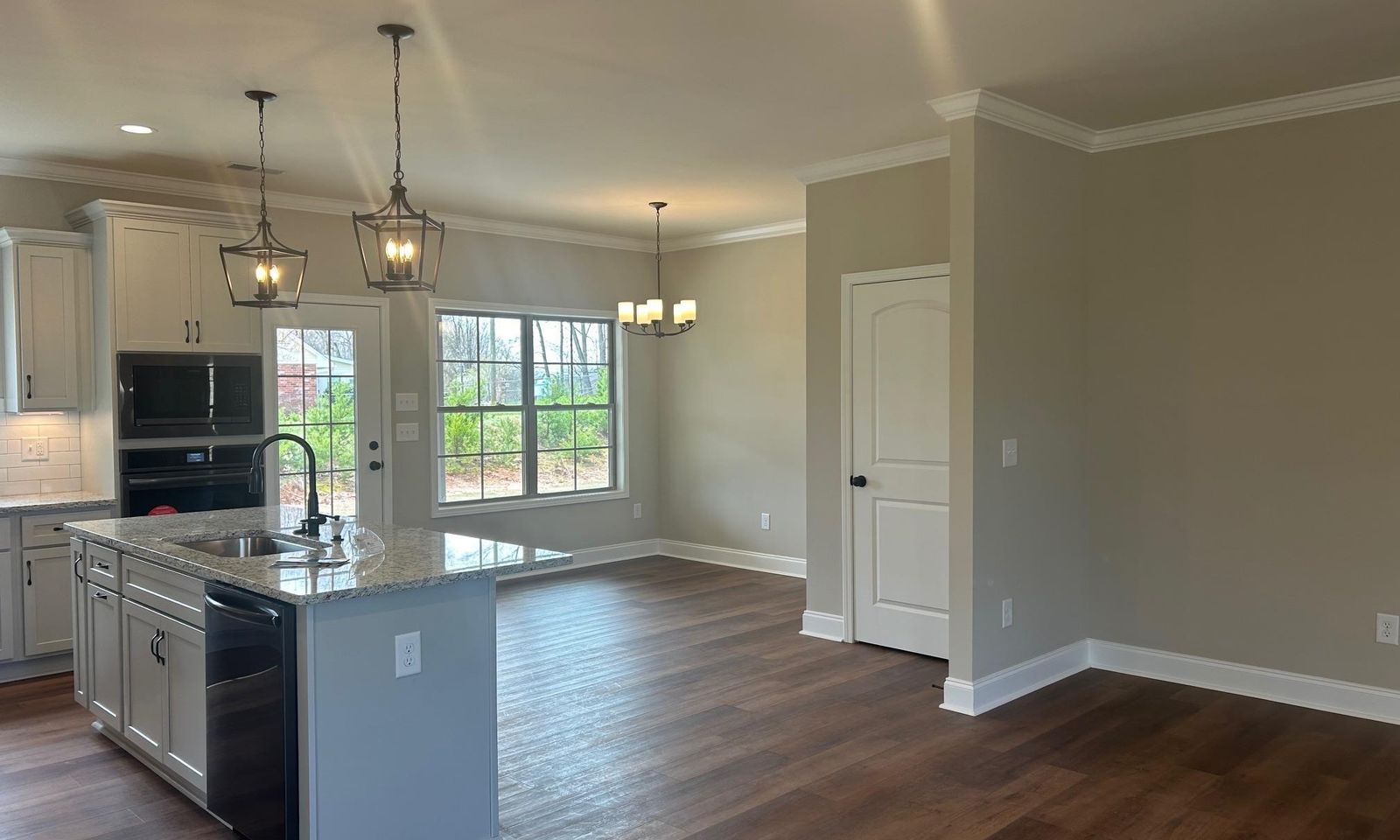 Property image 5 at 1 Oaktree Way, Taylors, SC 29687