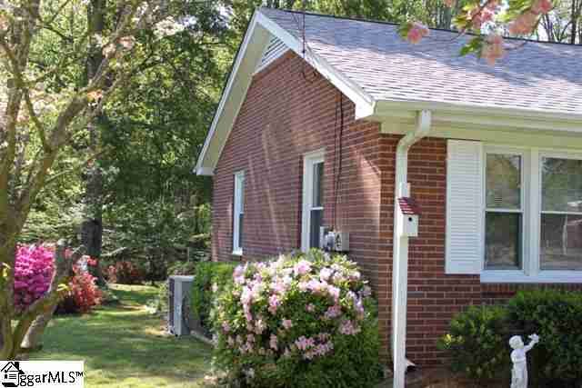 Property image 3 at 105 Florence Dr., Simpsonville, SC 29681