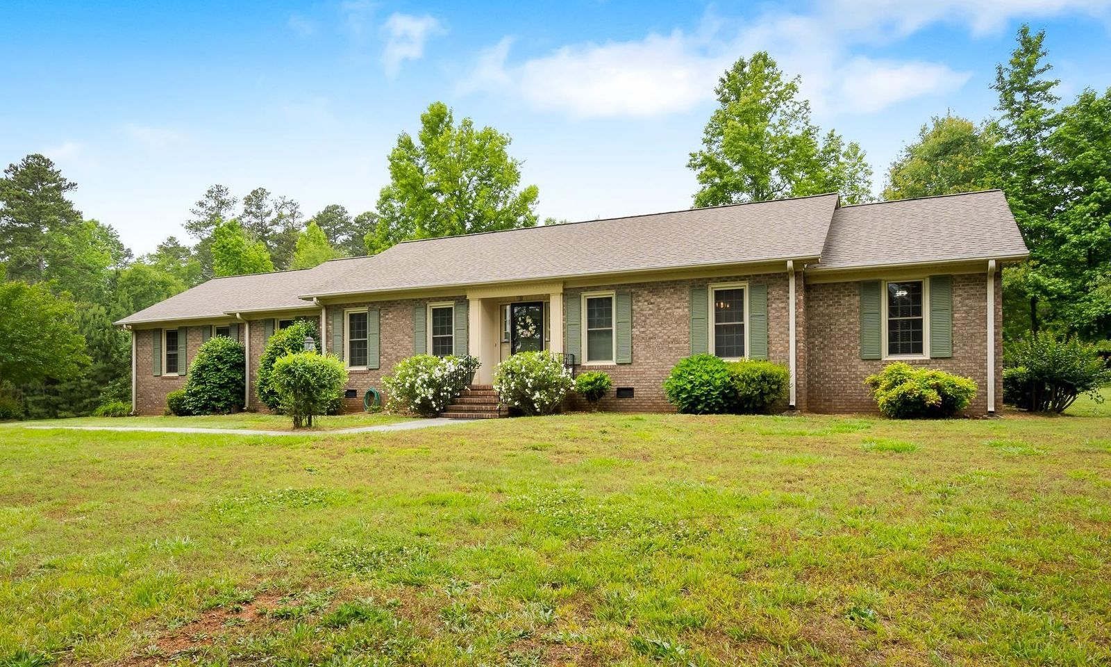 Property image 2 at 1047 Marett Road, Pendleton, SC 29670