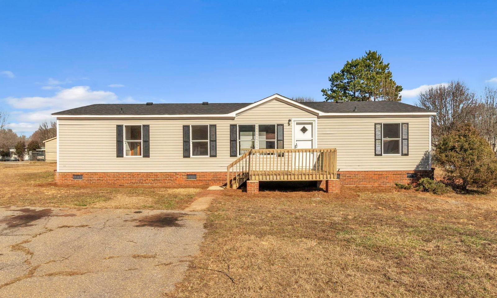 Main image of property at 1 Natick Drive, Piedmont, SC 29673