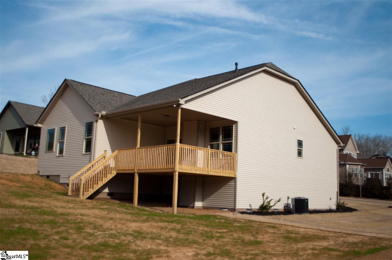 Property image 5 at 125 Amber Oaks Drive, Greer, SC 29651