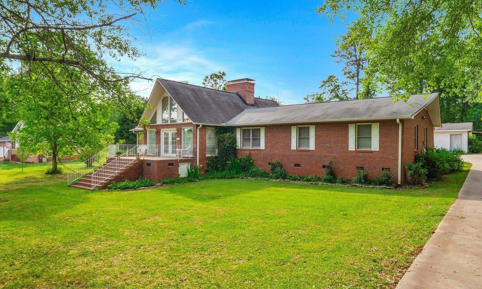 Property image 2 at 103 Loraine Drive, Simpsonville, SC 29680