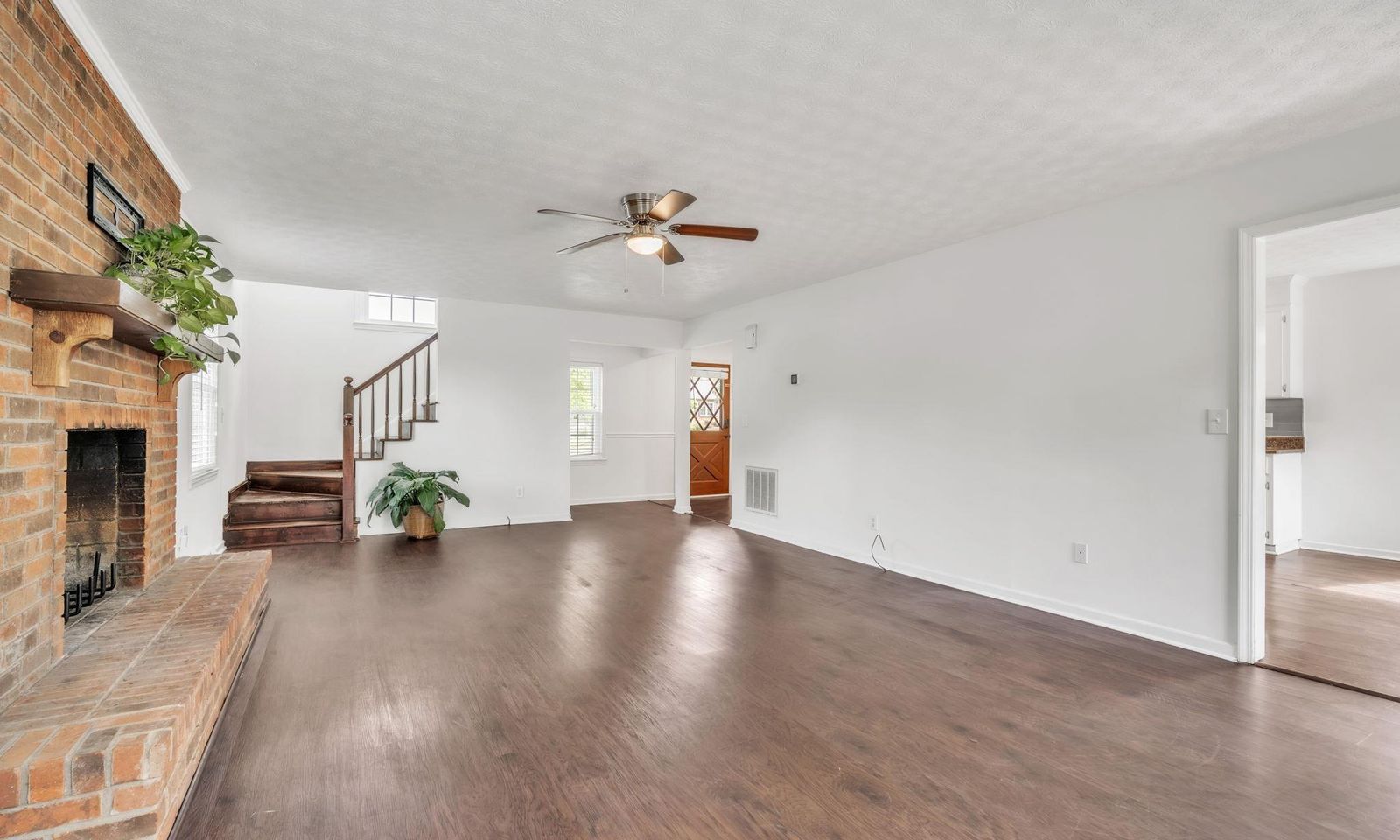 Property image 3 at 5 Huntley Castle Court, Taylors, SC 29687